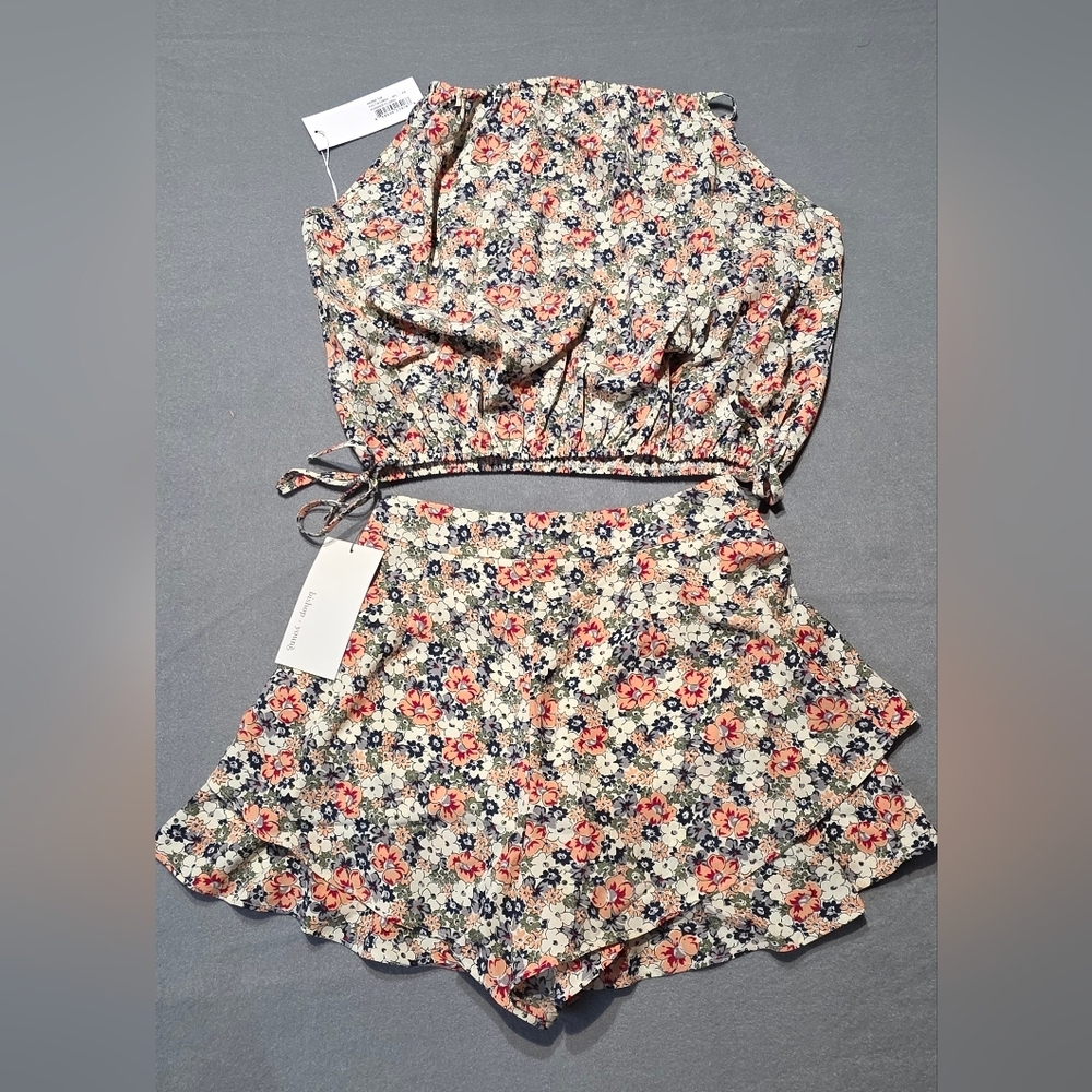bishop + young NWT Floral Short Set Multicolor Top PTP 21 - Shorts Waist 26 - Picture 2 of 7